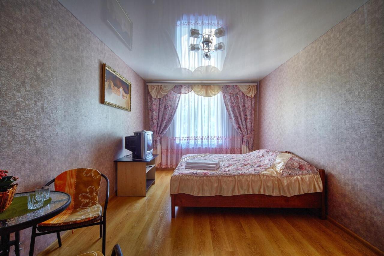 Hotel Domashniy Kamieniec Podolski Zewnętrze zdjęcie