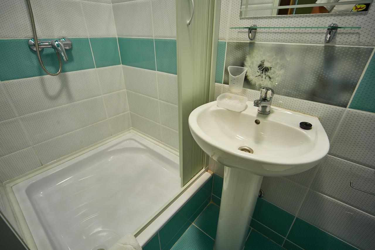 Hotel Domashniy Kamieniec Podolski Zewnętrze zdjęcie