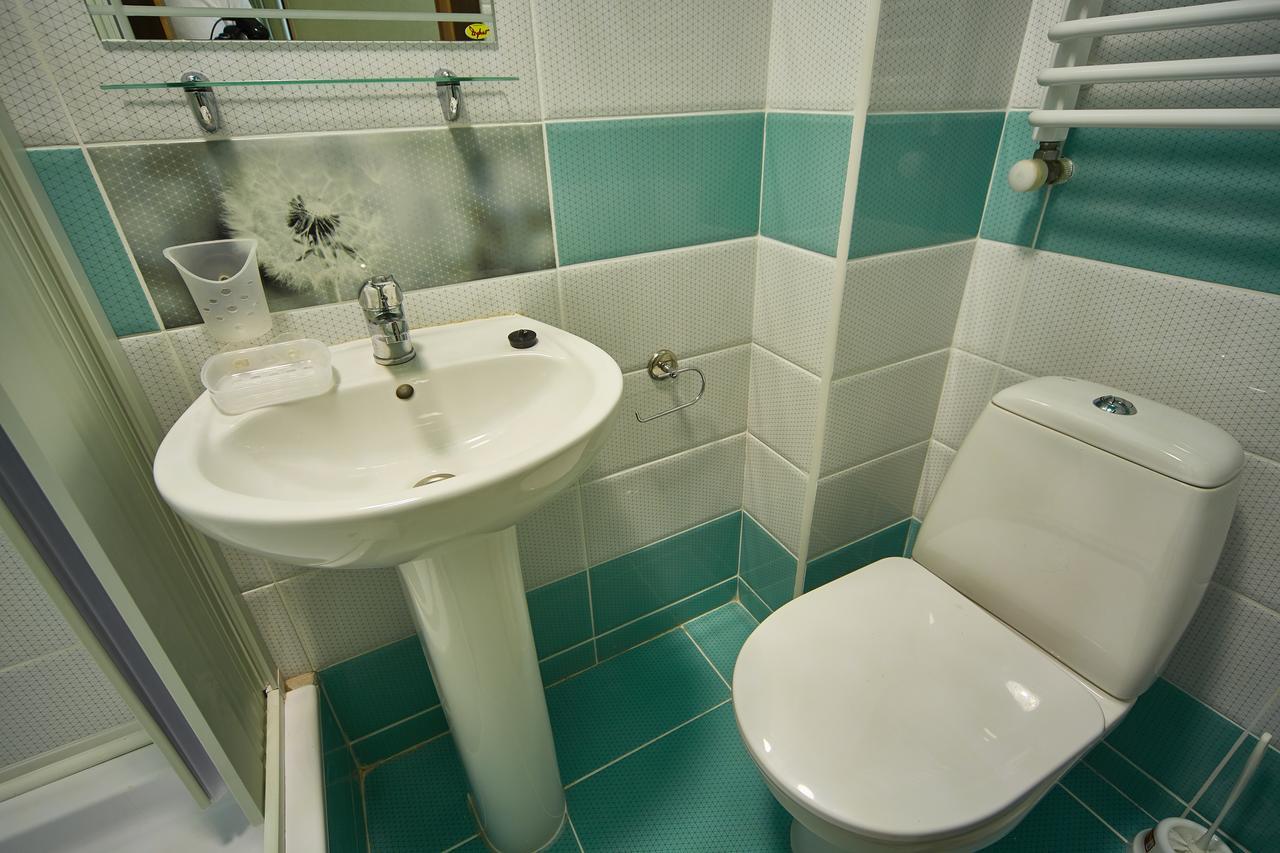 Hotel Domashniy Kamieniec Podolski Zewnętrze zdjęcie